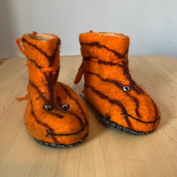 Alpaca slippers for kids - Picture 3 of 11